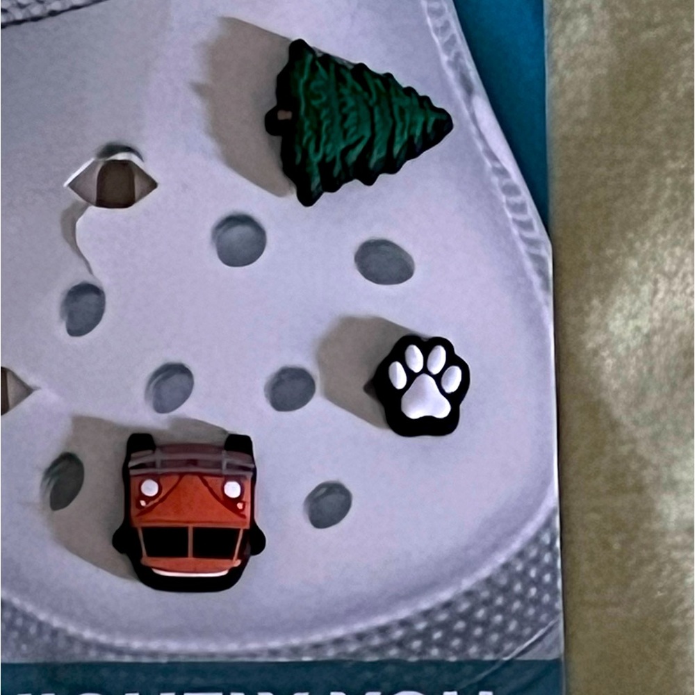 3 count of the wilderness jibbitz for crocs